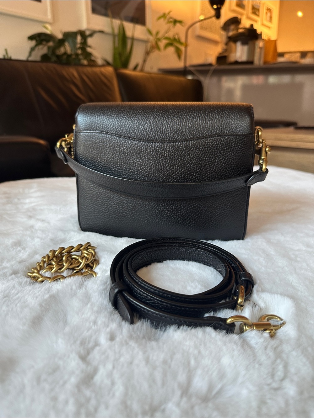 Coach Cassie 19 | Like New Condition - Picture 2 of 6